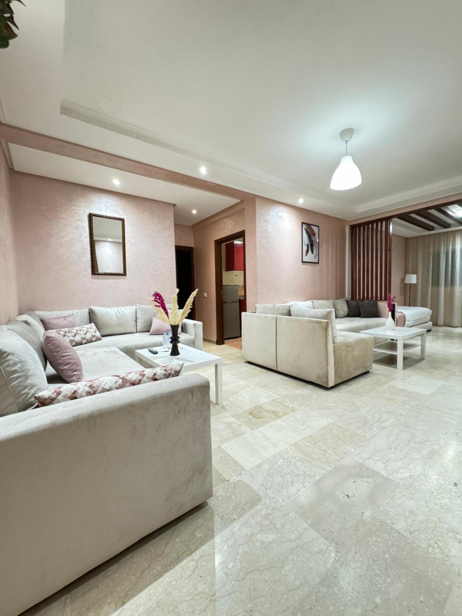 Suitouiss - Agdal 2 - Appartement A 2 Minutes De La Gare De Train Tgv Рабат Экстерьер фото
