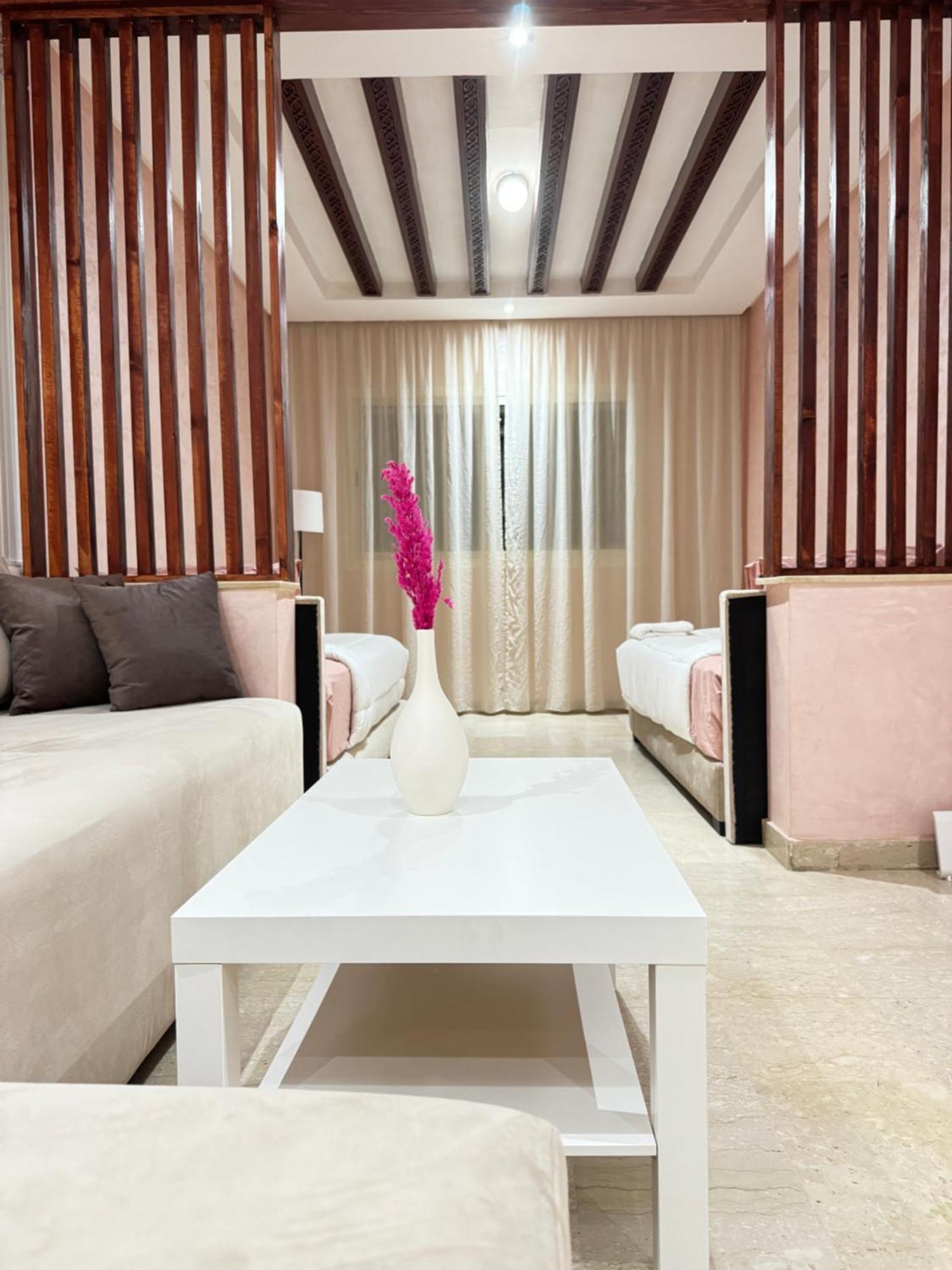 Suitouiss - Agdal 2 - Appartement A 2 Minutes De La Gare De Train Tgv Рабат Экстерьер фото